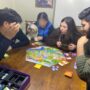 jugando-familia-juega-y-aprende-financity-facilitadores-gore-rm-grupo1-2023-39