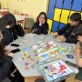jugando_en_aula-antofaeduca-fundacion-entrepreneur-9